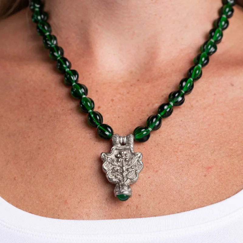 Vintage Emerald Necklace with Silver Pendant